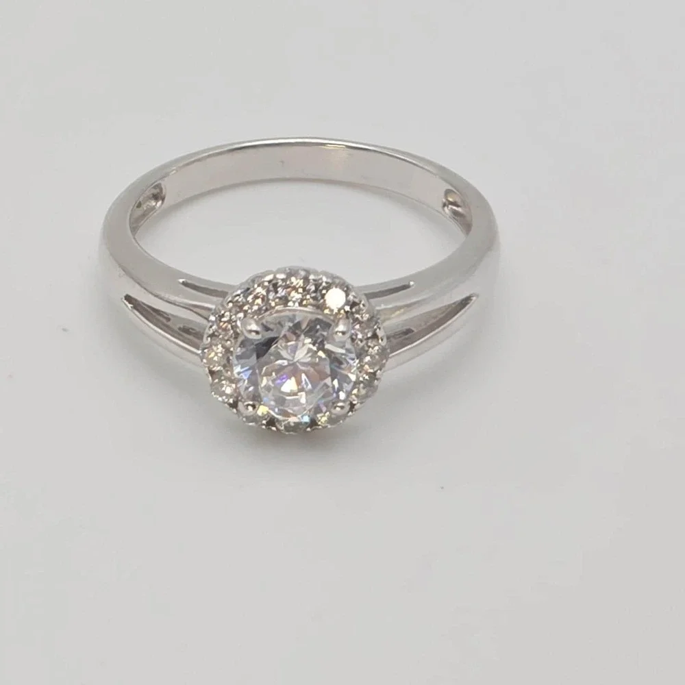 Vtg CN Signed 925 Sterling Silver Ring Halo Cubic Zirconia Split-Shank Size‎ 7
